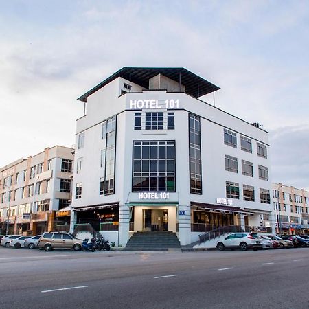 Hotel 101 Permas Jaya Johor Bahru Exteriör bild
