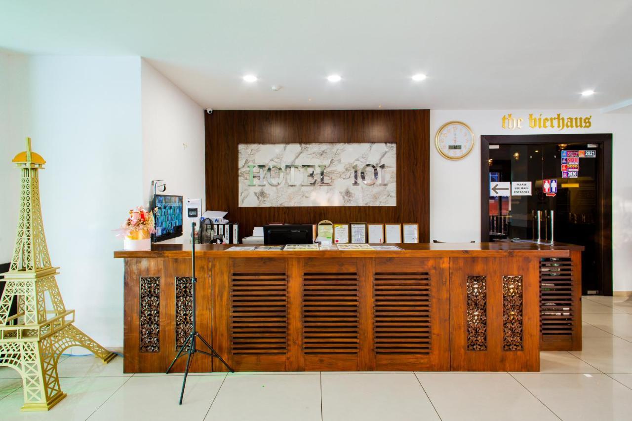 Hotel 101 Permas Jaya Johor Bahru Exteriör bild